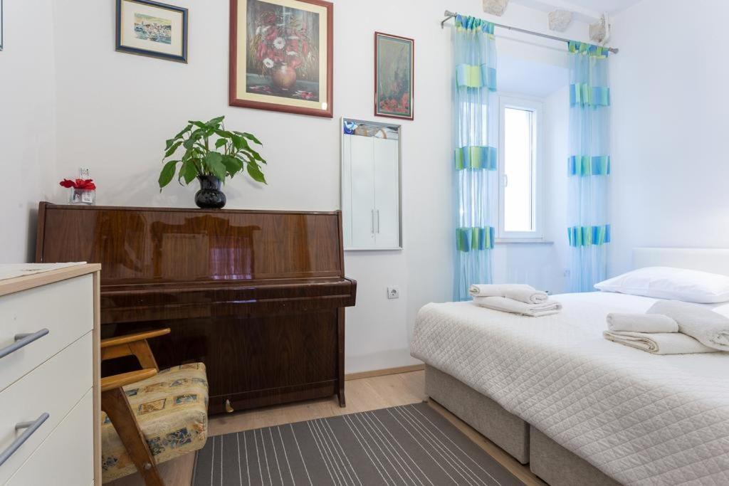 Apartman Lara Appartamento Ragusa Esterno foto
