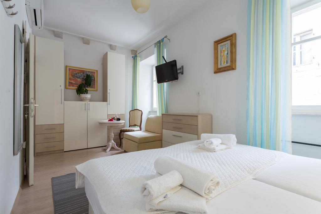 Apartman Lara Appartamento Ragusa Esterno foto