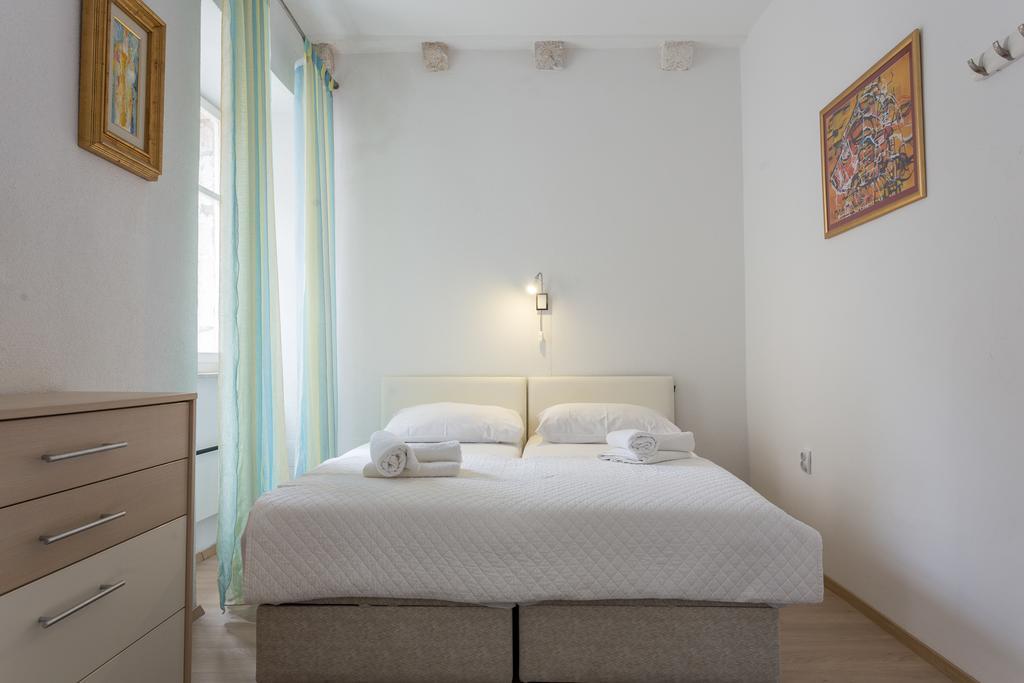 Apartman Lara Appartamento Ragusa Esterno foto